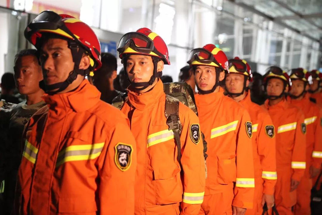 球队突围:强队如何稳定发挥迎难而上 球队突围:强队如何稳定发挥迎难而上