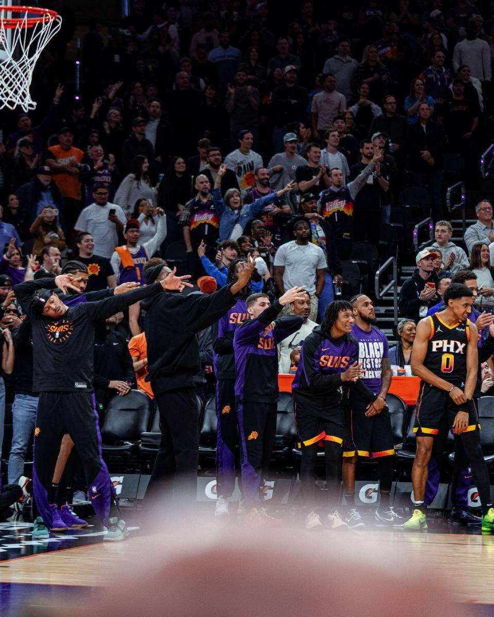 米兰体育app平台-关键瞬间：王强高难度三分震撼全场，助队扳平比分！的简单介绍