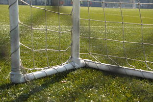 AC米兰体育-中国足球门将站位与丢球位置对应分析，中国足球队员门将